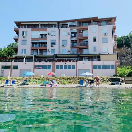 Sunrise Beach Pestani Kültér fotó