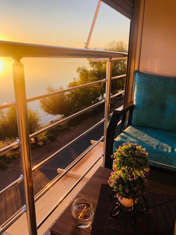 Sunrise Beach Pestani Kültér fotó