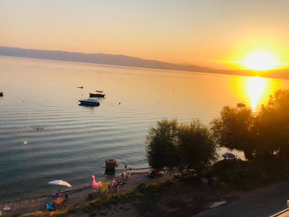 Sunrise Beach Pestani Kültér fotó