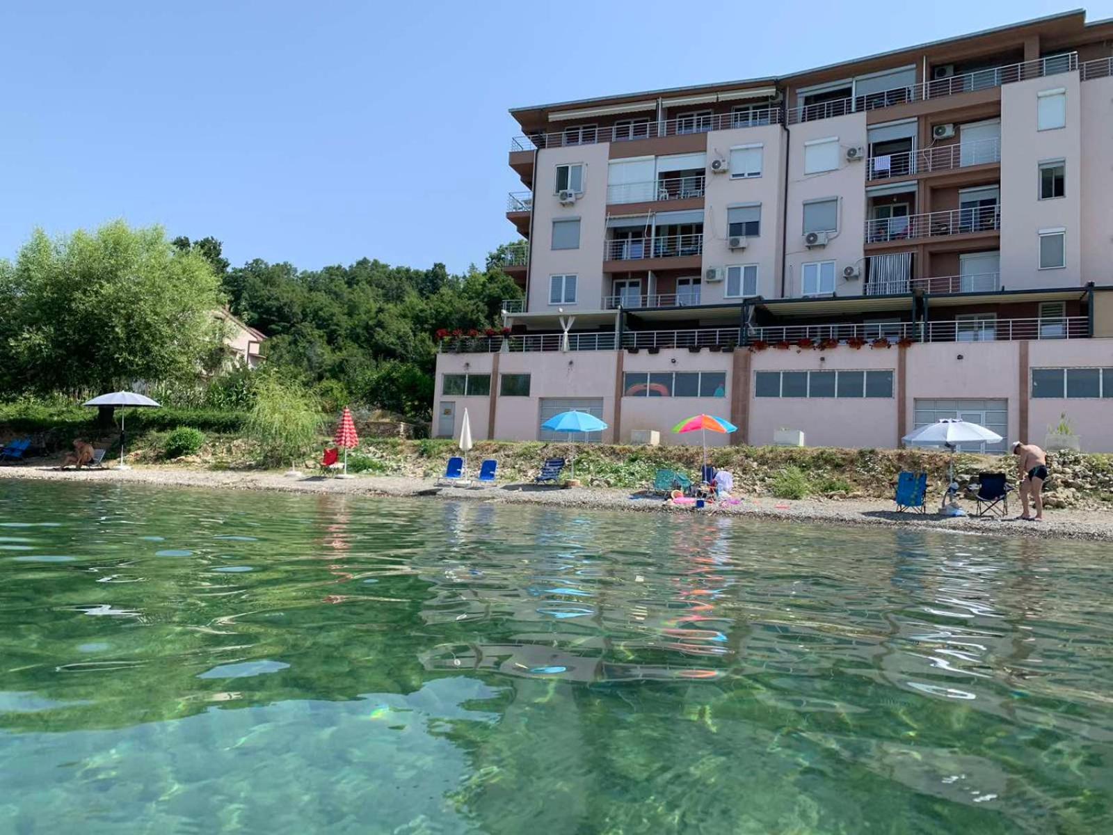Sunrise Beach Pestani Kültér fotó